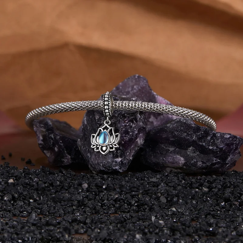 (image for) PANDORA Style Lotus Pendant - SCC2847 - View 3