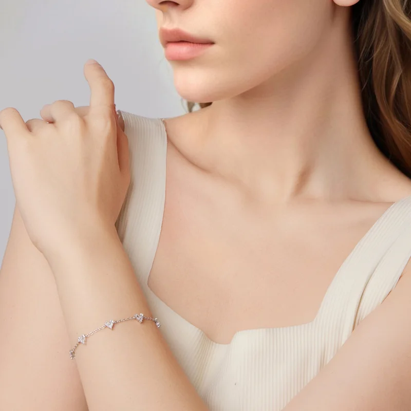 (image for) PANDORA Style Sparkling Cubic Zirconia Heart Chain Bracelet - BSB227 - View 5