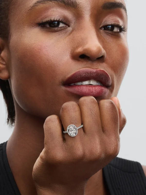 (image for) Pandora Oval Sparkling Halo Statement Ring - 193777C01 - View 3