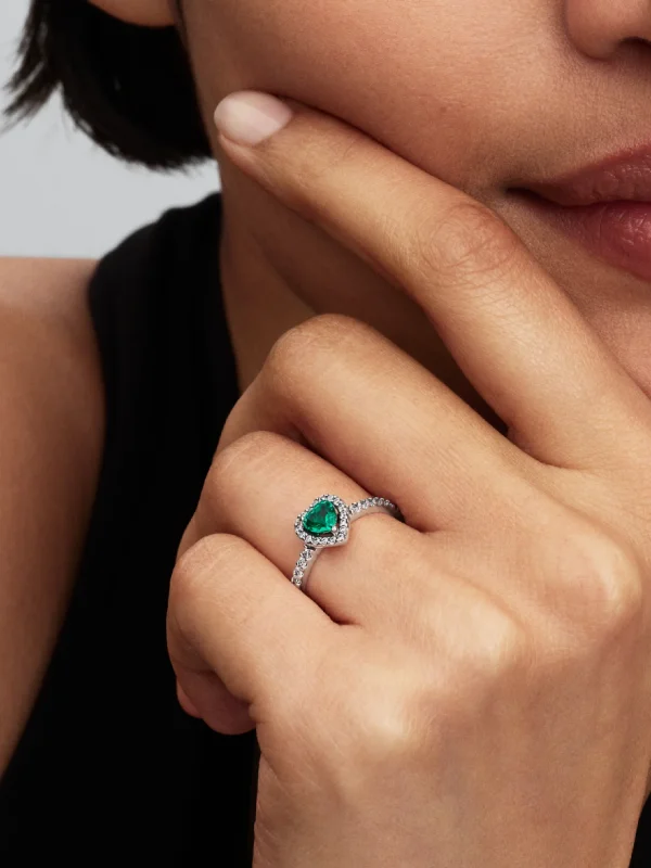 (image for) Pandora Elevated Royal Green Heart Ring - 198421C07 - View 2