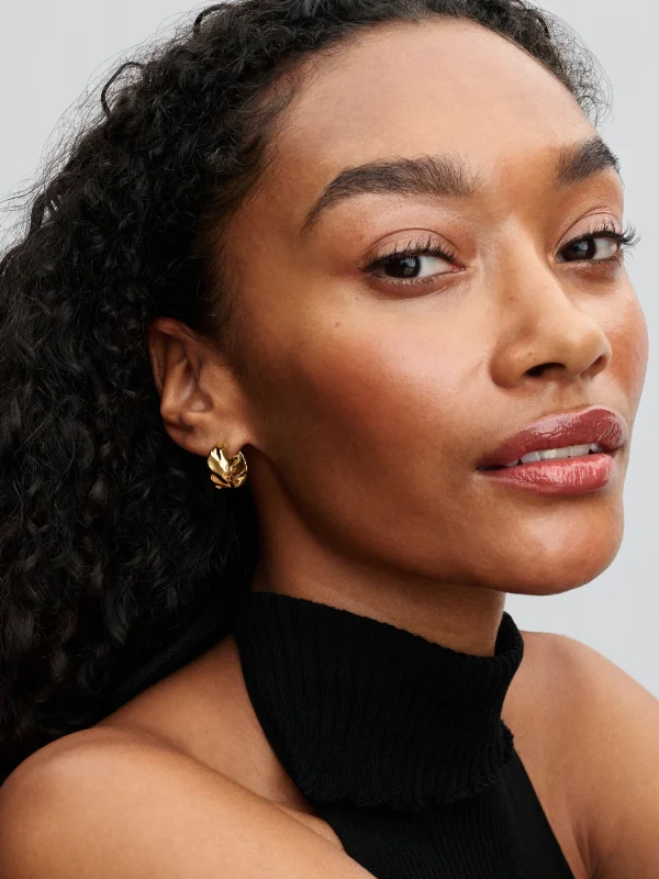 (image for) Pandora Rippled Hoop Earrings - 263874C00 - View 3