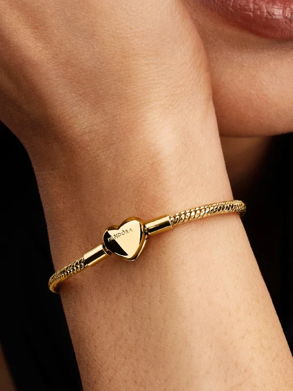 (image for) Pandora Heart Clasp Faceted Snake Chain Bracelet - 564236C00 - View 2