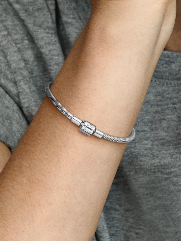 (image for) Pandora Moments Barrel Clasp Snake Chain Bracelet - 594596C00 - View 2