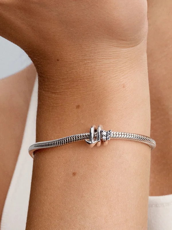 (image for) Pandora Twisting Arrow Charm - 793665C01 - View 2