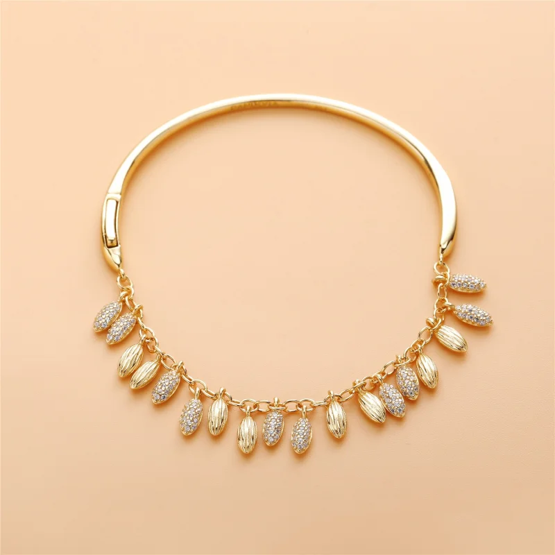 (image for) Limited Edition Floating Grains Bangle, PANDORA Shine™ & Clear CZ - 567715CZ - View 2