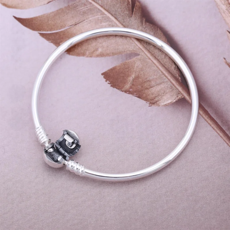 (image for) PANDORA Circle of Love, Pink Heart Cz Bangle - 590716PCZ - View 4
