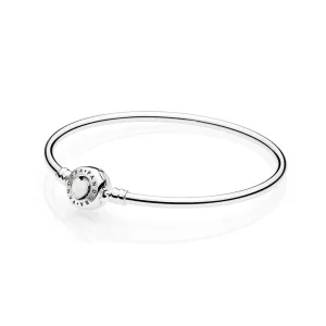 (image for) PANDORA Moments Loving Heart Clasp Silver Bangle - 590746EN23
