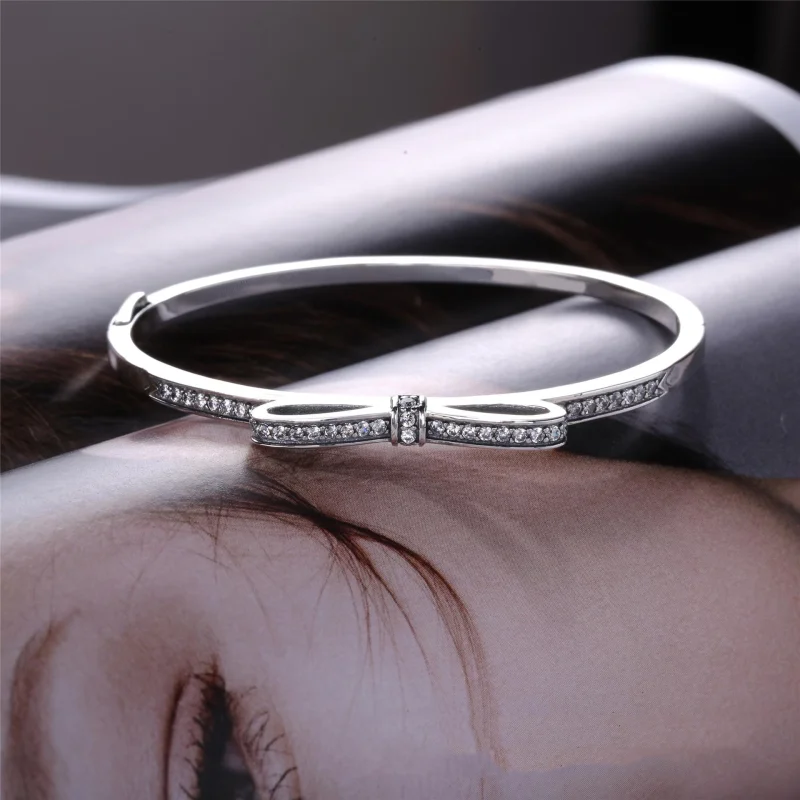 (image for) PANDORA Sparkling Bow, Clear CZ Bangle - 590536CZ - View 3