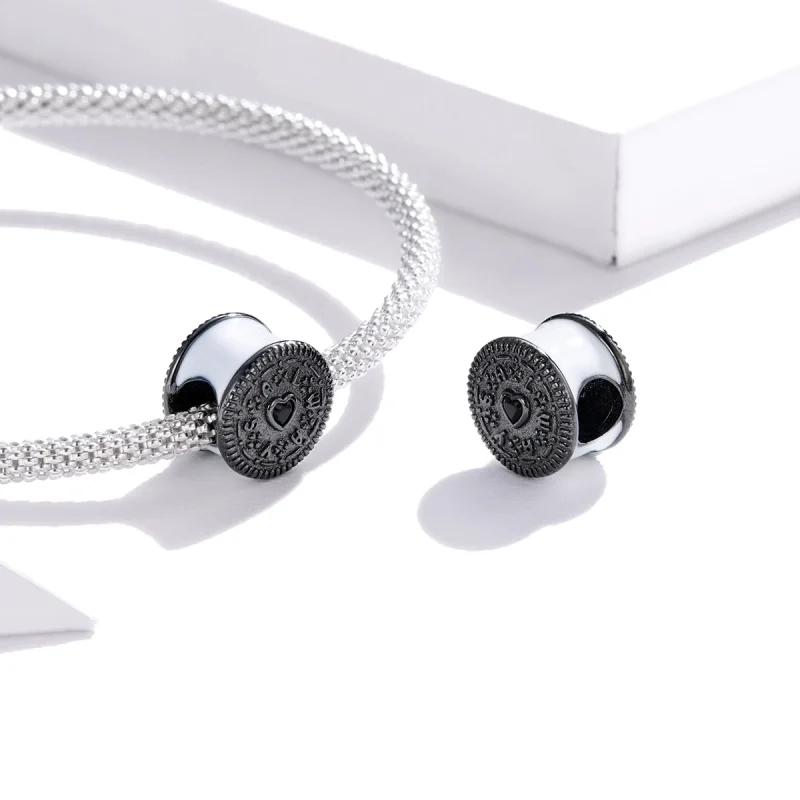 (image for) Pandora Style Silver Sndwich Biscuit Charm - BSC352 - View 4