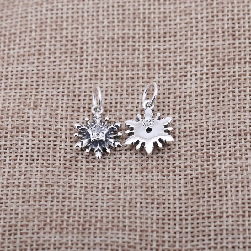 (image for) Disney, Frozen Snowflake Dangle Charm - PANDORA - View 2
