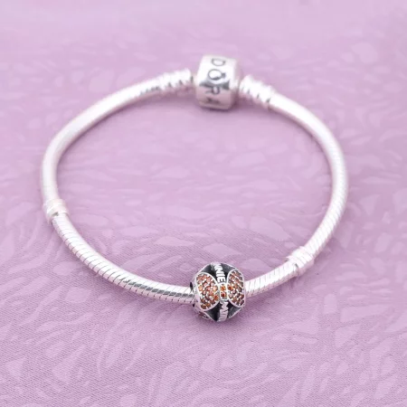 Disney Minnie Mouse "Minnie's Sparkling Bow" Charm - PANDORA