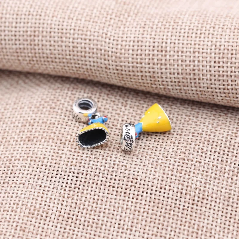 (image for) Disney, Snow White's Dress Dangle Charm - PANDORA - View 3
