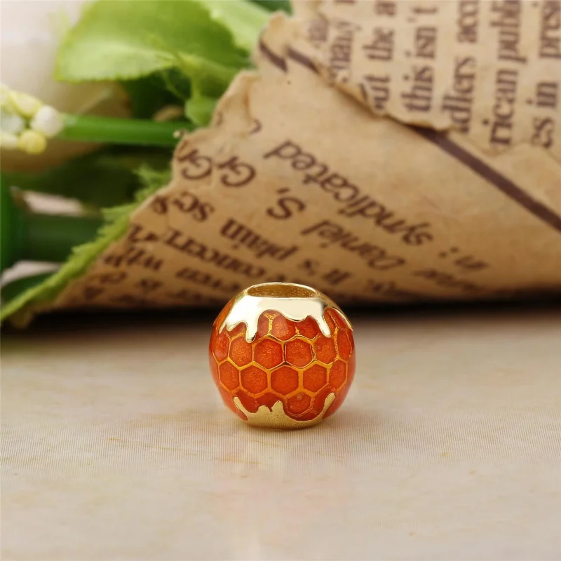 (image for) Golden Honey Charm, PANDORA Shine™ Warm Yellow Enamel - 767120EN158 - View 3