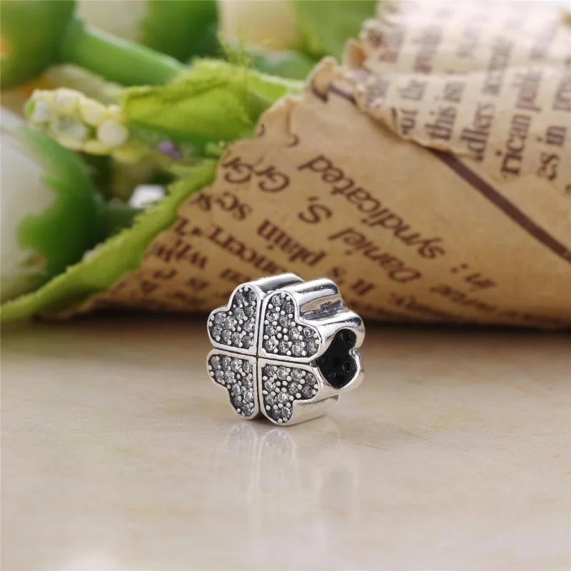 (image for) PANDORA Clover Charm - 791805CZA - View 3