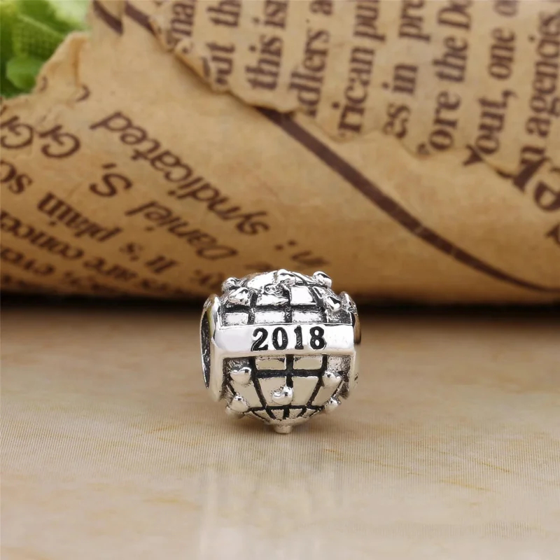 (image for) PANDORA Club Charm 2018 - 796602D - View 2