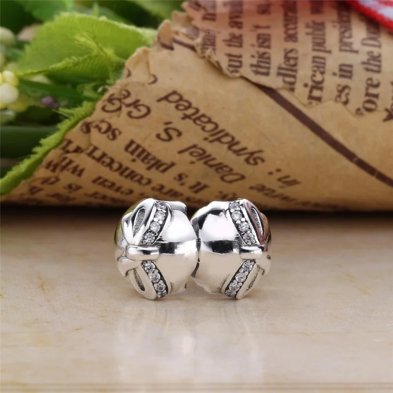 (image for) PANDORA Dainty Bow Charm Clip - 791777CZ - View 4