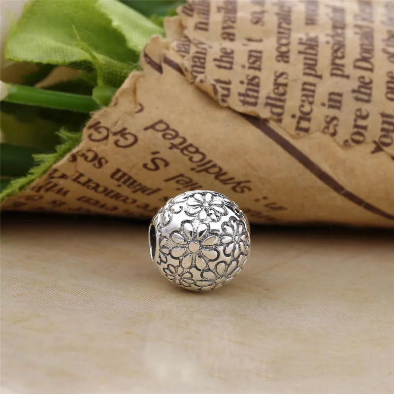 (image for) PANDORA Daisy Clip - 791013 - View 2