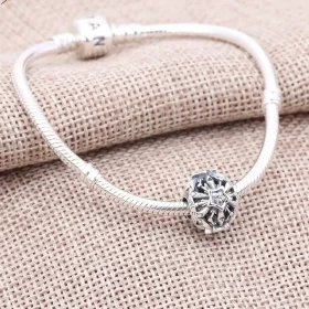 PANDORA Disney Frozen Snowflake Openwork Silver Charm With Cubic Charm - 791563CZ PANDORA Disney Frozen Snowflake Openwork Silver Charm With Cubic Charm - 791563CZ