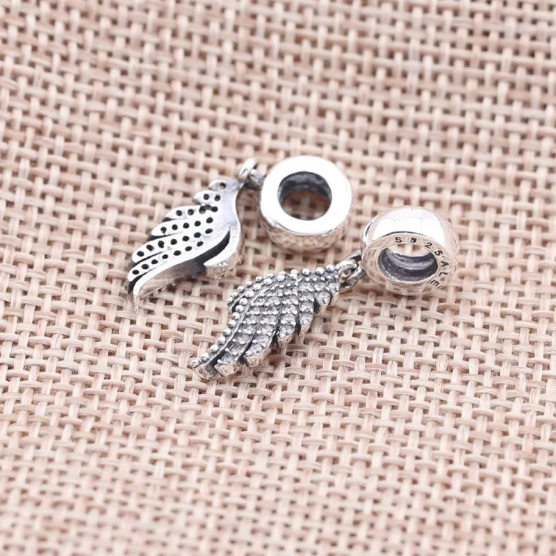 (image for) PANDORA Majestic Feathers Pendant Charm - 791750CZ - View 2