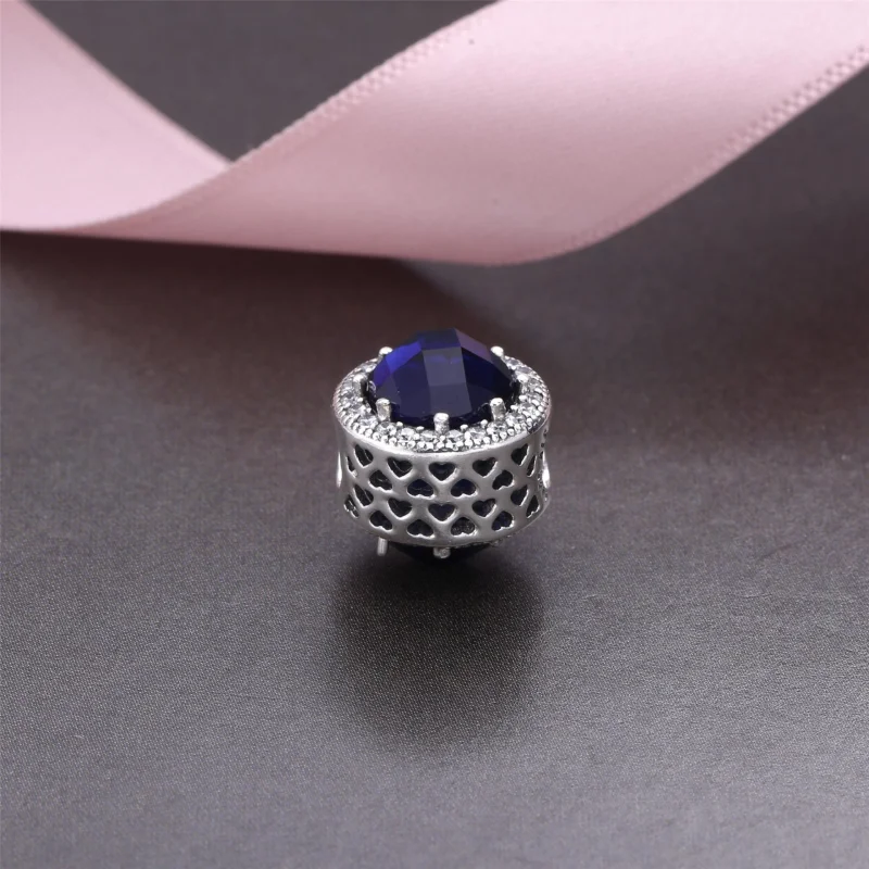 (image for) PANDORA Midnight Blue Radiant Hearts Charm - 791725NMB - View 3