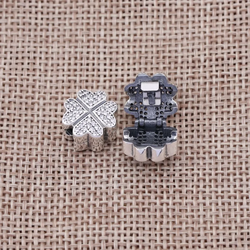 (image for) PANDORA Petals of Love Clip - 791805CZ - View 3