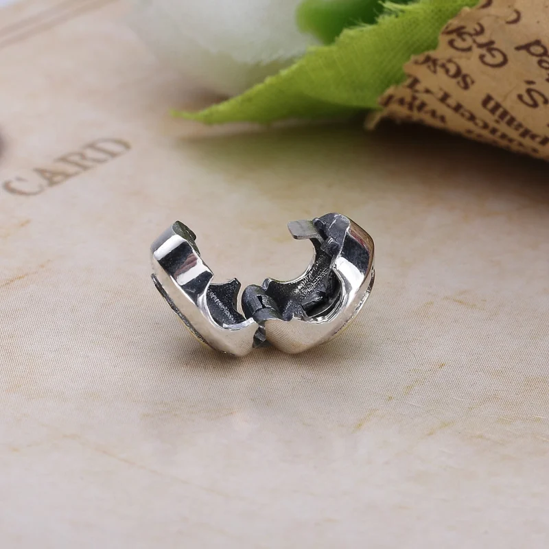 (image for) PANDORA Signature Clear CZ Clip - 796229CZ - View 3