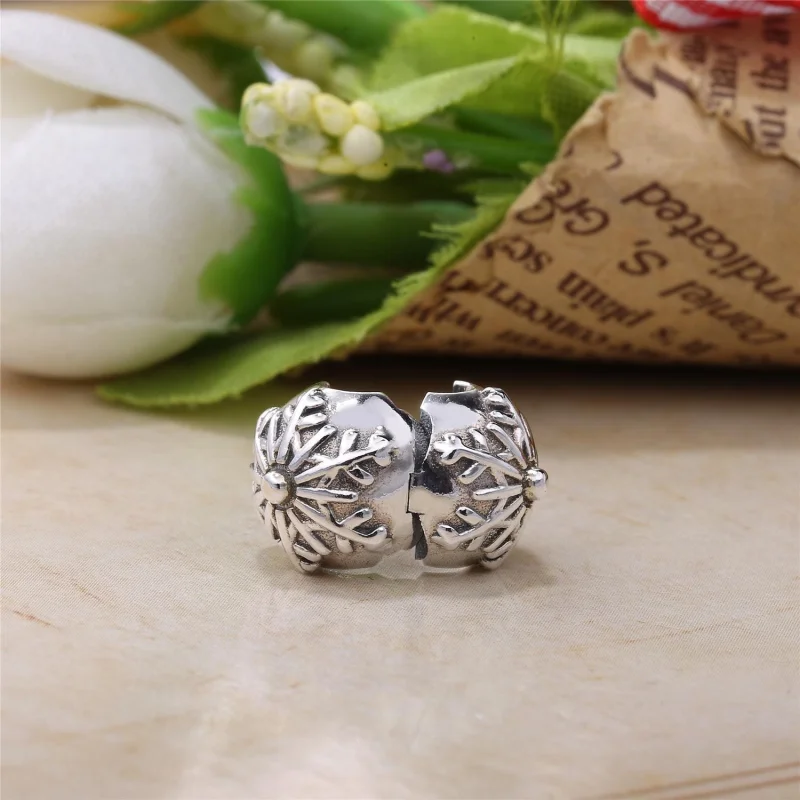 (image for) Pandora Silver Snowflake Clip Charm - 791232A - View 4