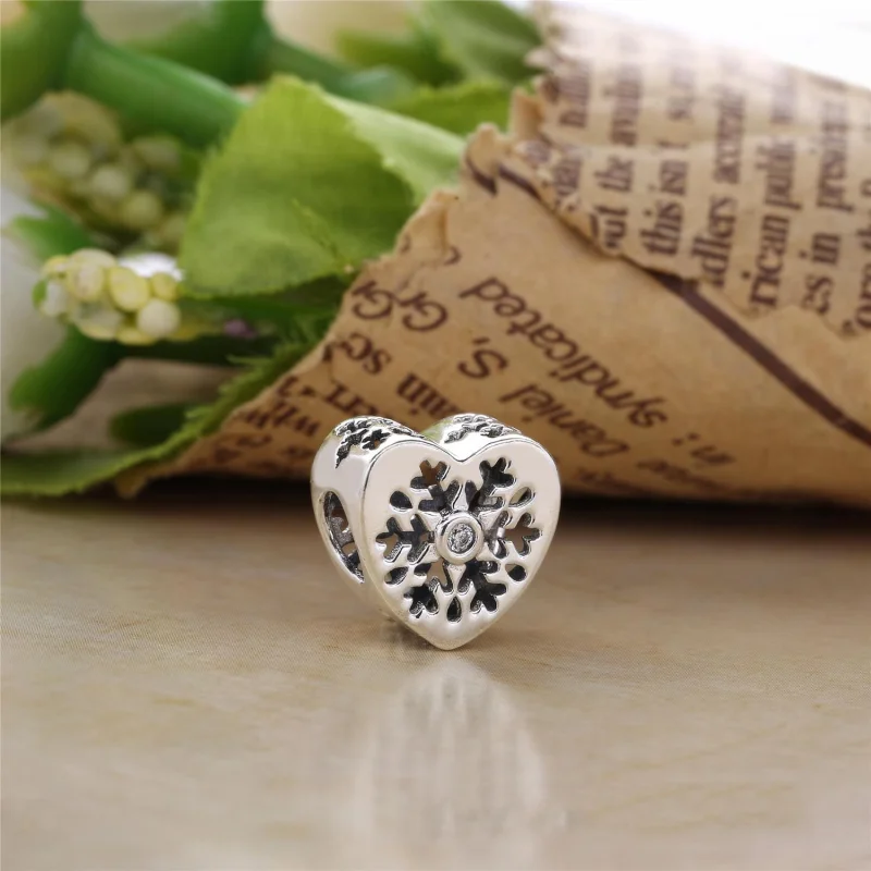 (image for) PANDORA Snowflake heart openwork charm - 796359CZ - View 2