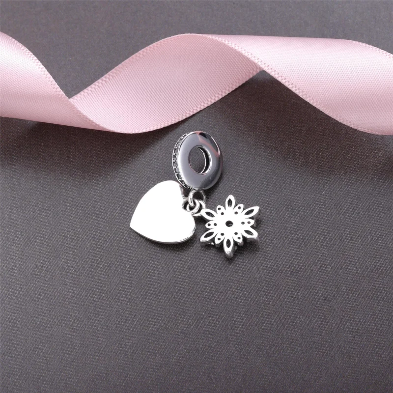 (image for) PANDORA Snowflake Heart Pendant Charm - 792012CZ - View 3