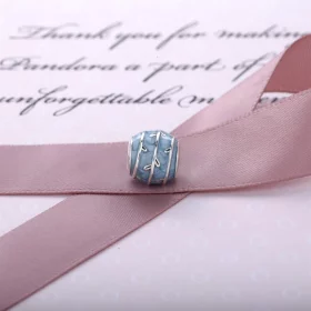 PANDORA Vines, Light Blue Enamel Charm - 790525EN18 PANDORA Vines, Light Blue Enamel Charm - 790525EN18