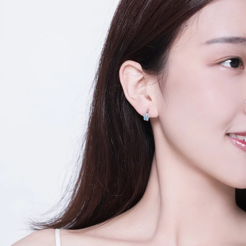 (image for) Pandora Style Silver Caring Dog Paw Hoop Earrings - SCE670 - View 6