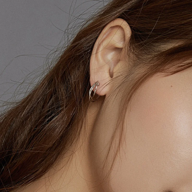 (image for) Pandora Style Silver Intertwined Lines Hoop Earrings - BSE443 - View 8