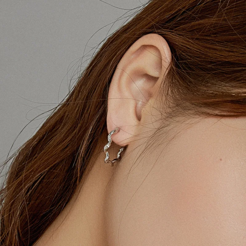 (image for) Pandora Style Silver Wave Hoop Earrings - SCE976 - View 6