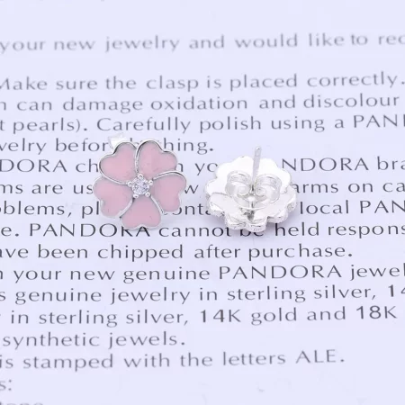 PANDORA White Primrose Flower Stud Earrings - 290569EN12