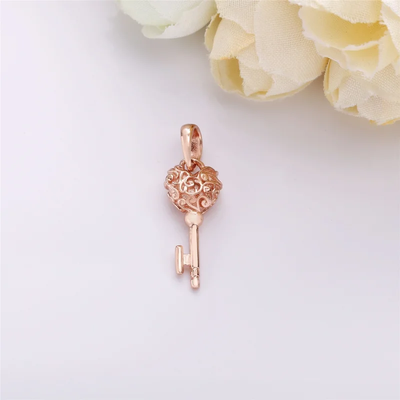 (image for) Regal Key Pendant, PANDORA Rose™ - 387725 - View 3