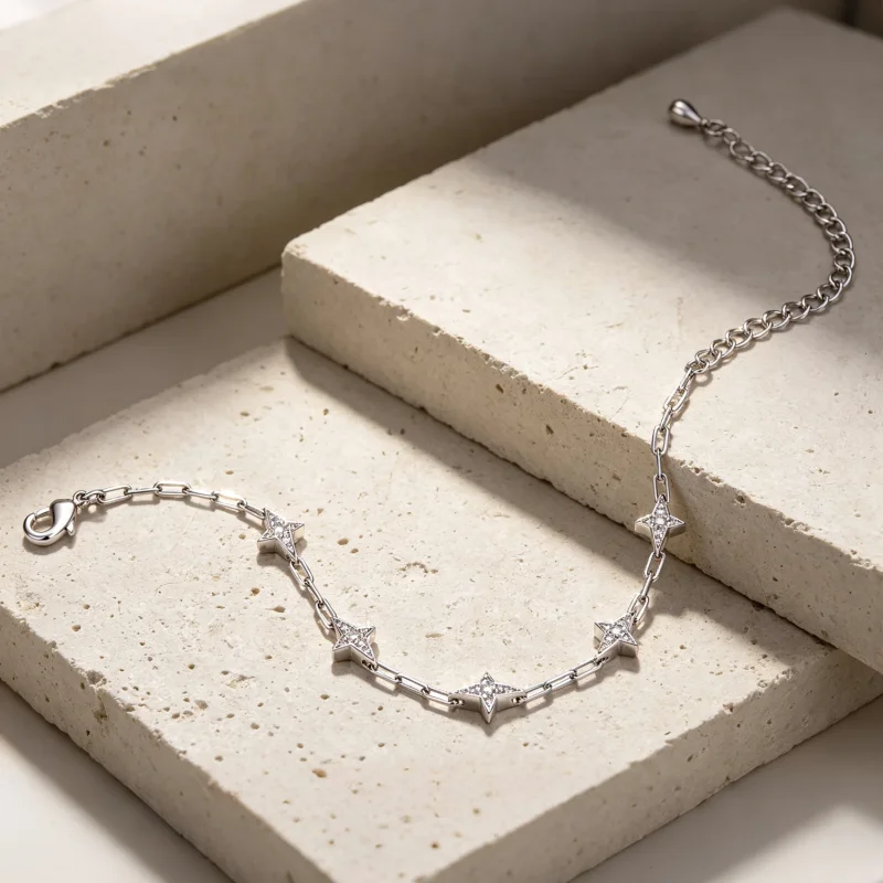 (image for) PANDORA Style Pavé Star Motif Paperclip Chain Bracelet - YIB096 - View 3