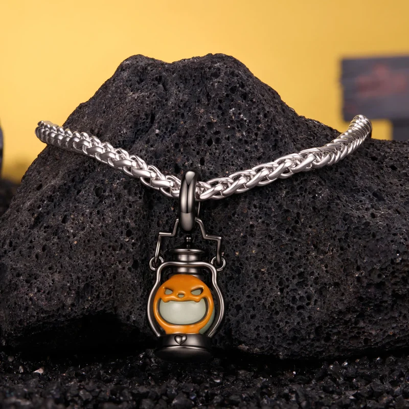 (image for) PANDORA Style Halloween Pumpkin Lantern Glow Dangle Charm - YIC297 - View 3