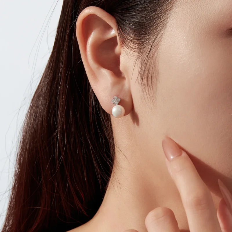 (image for) PANDORA Style Four Leaf Clover Freshwater Pearl Stud Earrings - BSE1316 - View 8