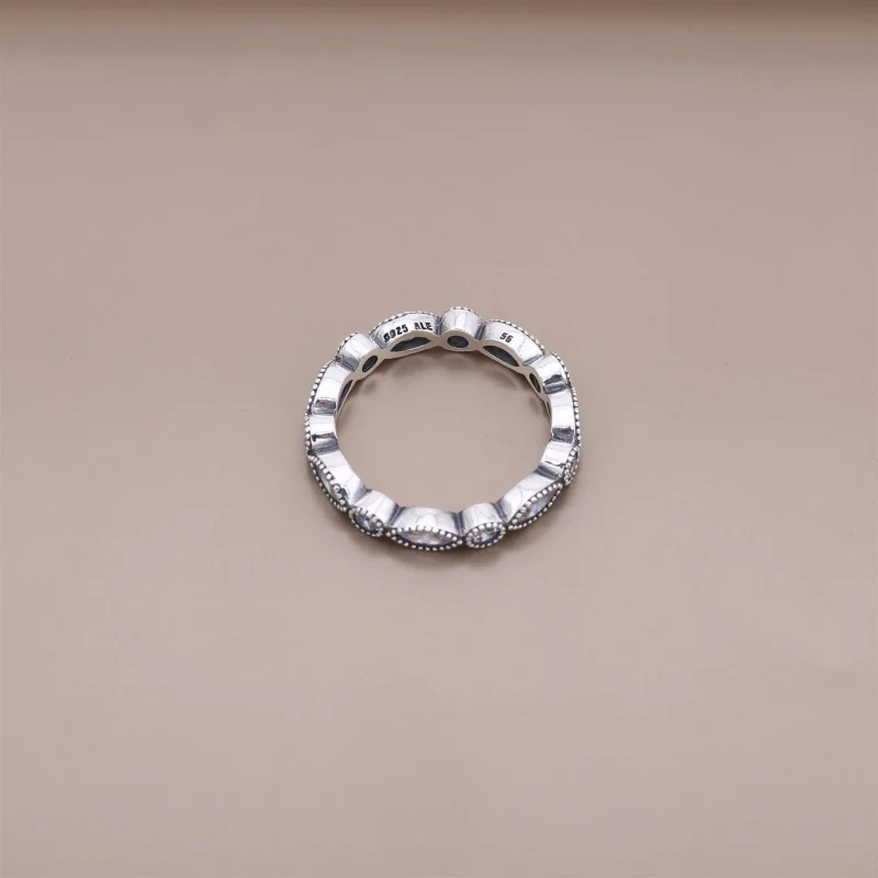 (image for) PANDORA Alluring Brilliant Marquise Ring - 190940CZ - View 3