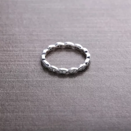 PANDORA Band of Shimmering Leaves Ring - 190923CZ