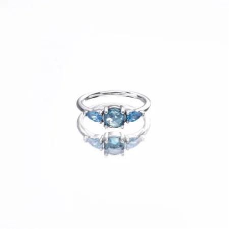 PANDORA Patterns of Frost with Moonlight Blue Sky-Blue Crystal Ring - 191016NMB