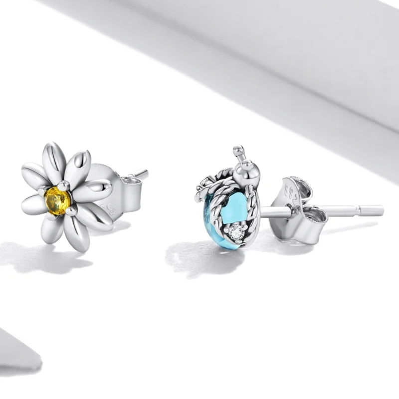 (image for) Pandora Style Asymmetric Daisy Ladybug Stud Earrings - SCE1364 - View 2