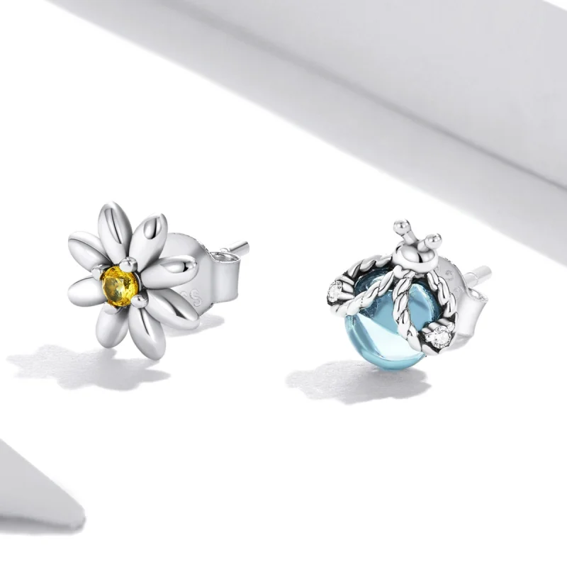 (image for) Pandora Style Asymmetric Daisy Ladybug Stud Earrings - SCE1364 - View 4
