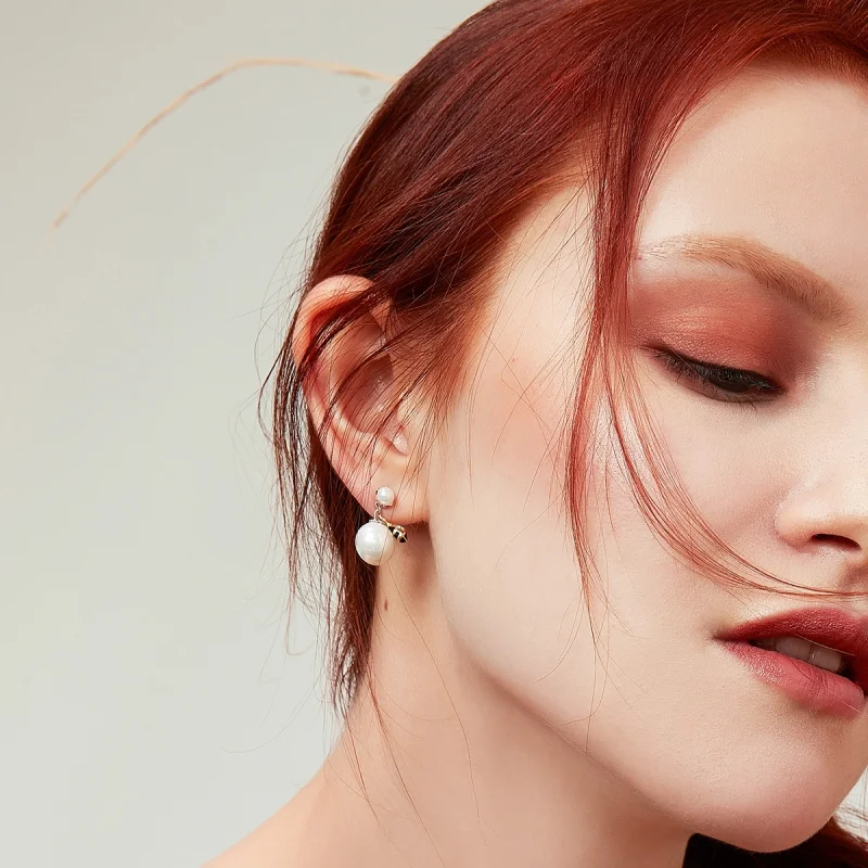 (image for) Pandora Style Woman Bee and Pearl Stud Earrings - SCE232 - View 11