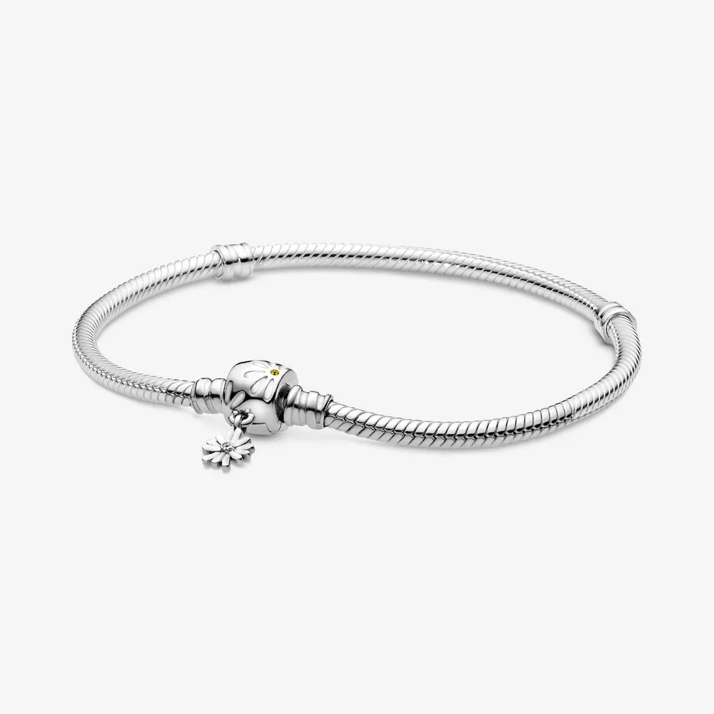 pandora moments daisy flower clasp snake chain bracelet 598776c01
