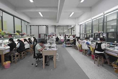 Production Department - Handcrafting